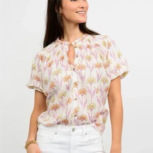Ivy Jane growing flowers top size small
